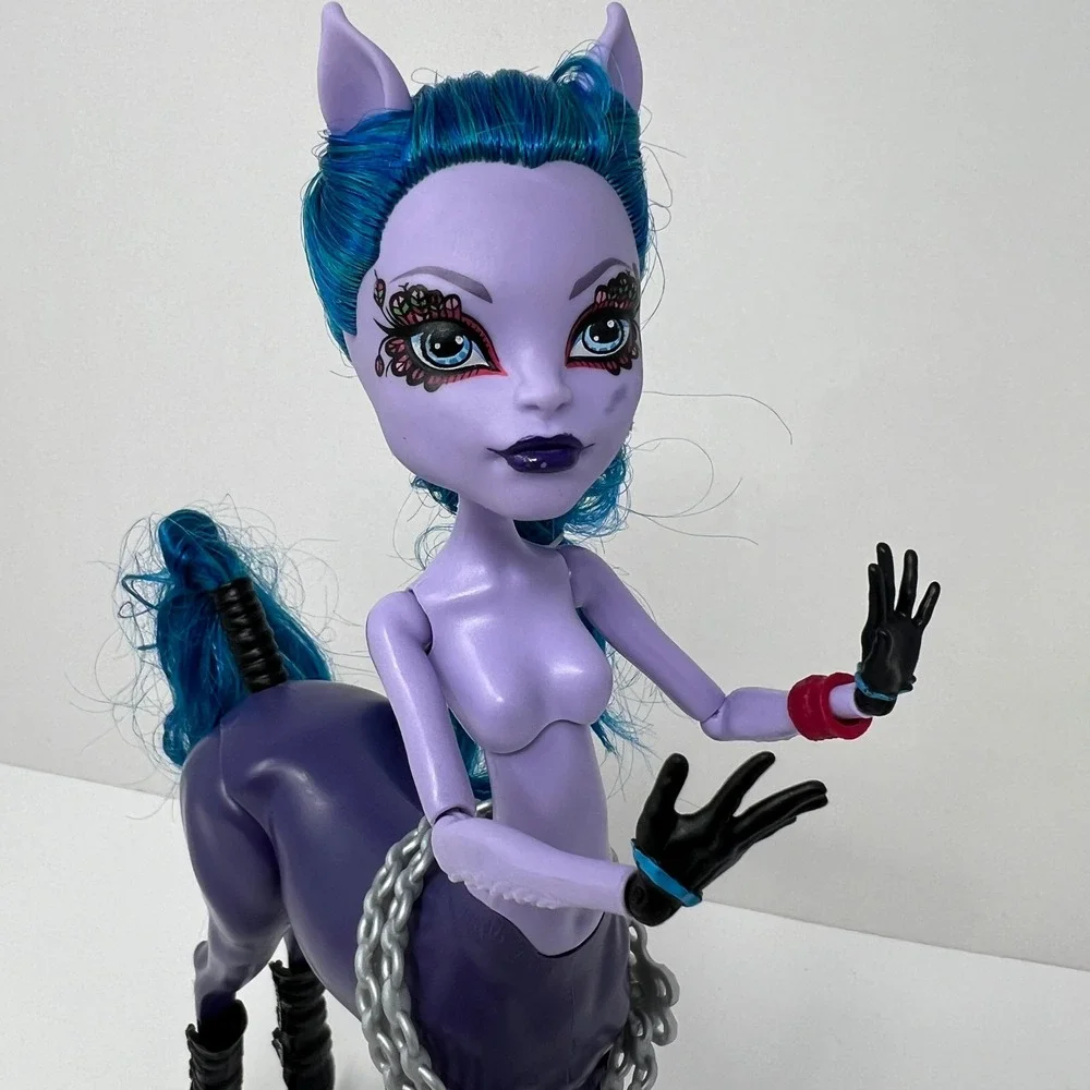 Mattel embrace unique
